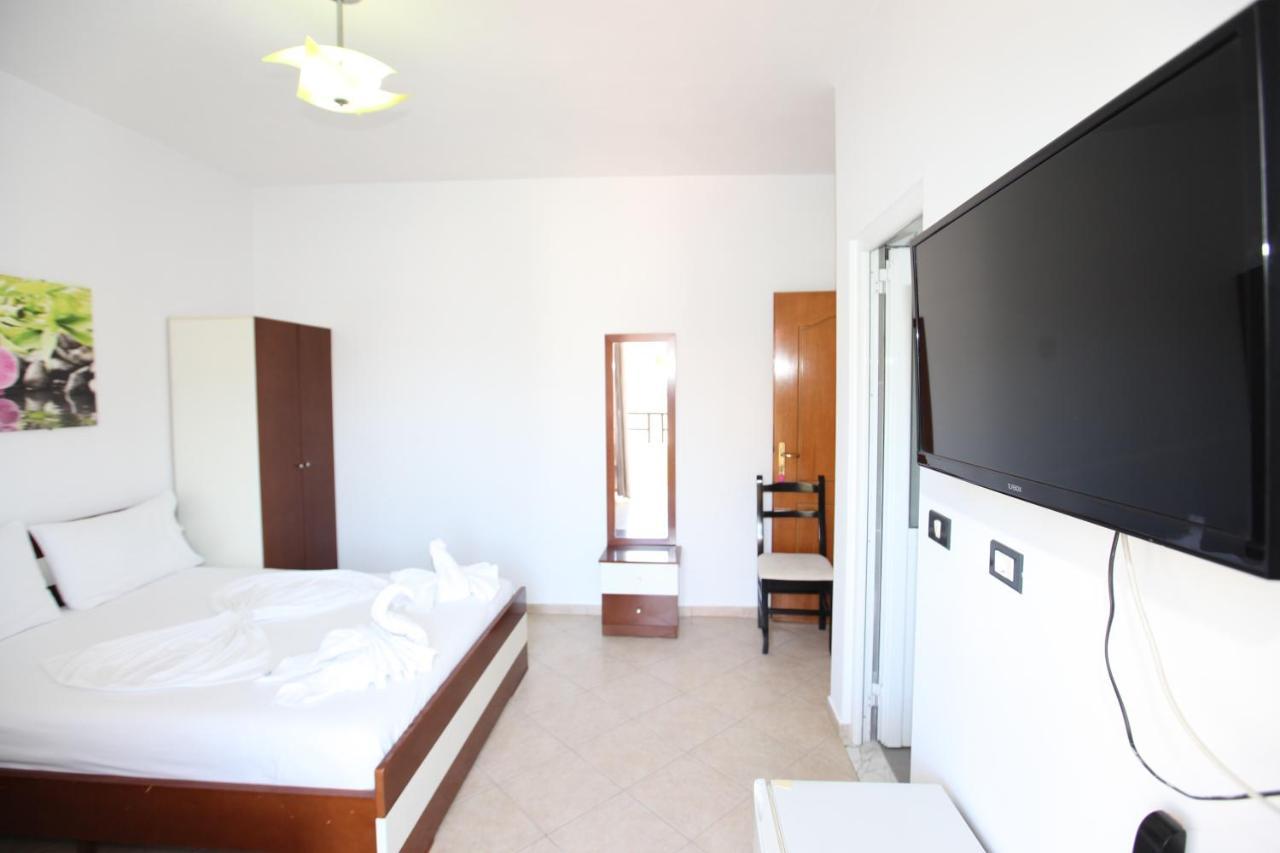 סרנדה Hotel Real מראה חיצוני תמונה