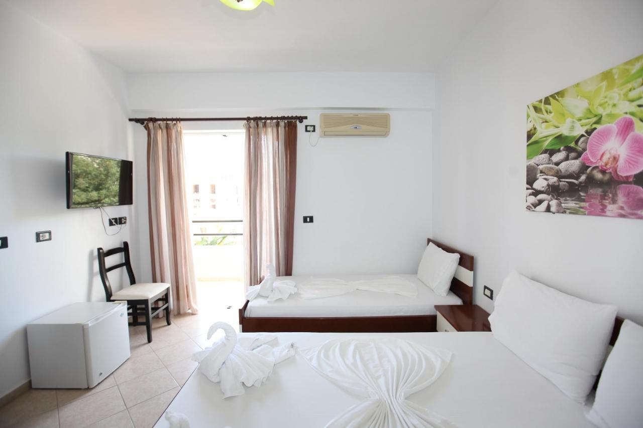 סרנדה Hotel Real מראה חיצוני תמונה