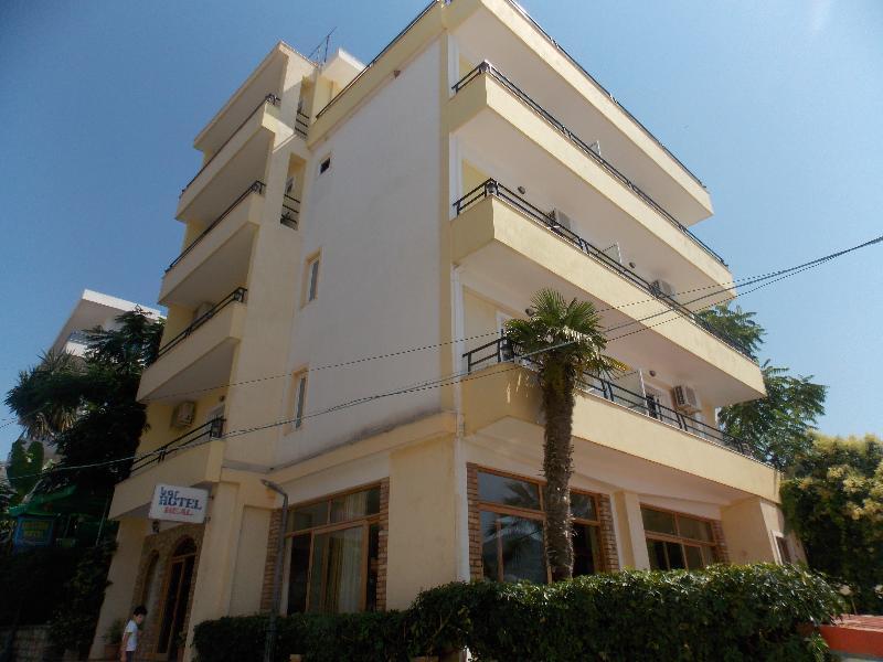 סרנדה Hotel Real מראה חיצוני תמונה