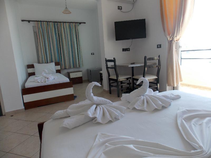 סרנדה Hotel Real מראה חיצוני תמונה