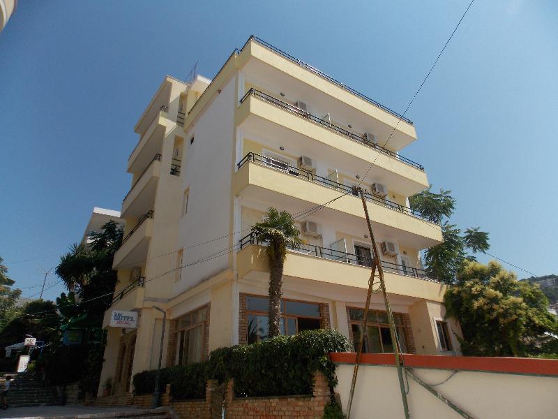 סרנדה Hotel Real מראה חיצוני תמונה