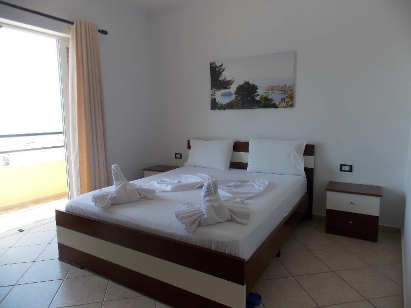 סרנדה Hotel Real מראה חיצוני תמונה