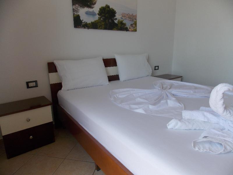 סרנדה Hotel Real מראה חיצוני תמונה