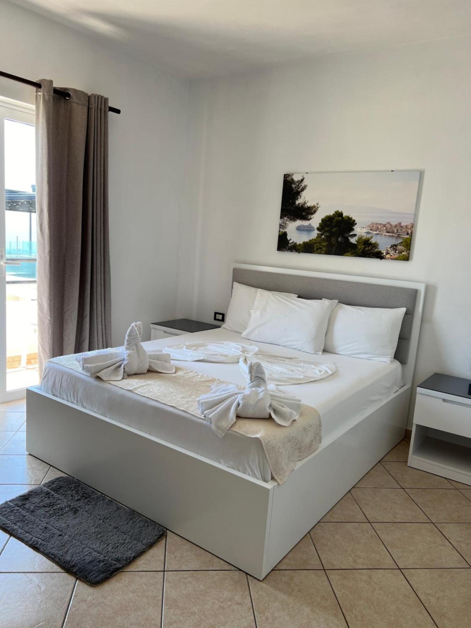 סרנדה Hotel Real מראה חיצוני תמונה